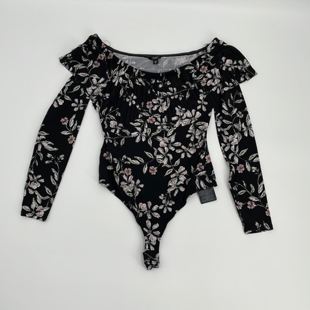 UEC Guess floral long sleeve off the shoulder bodysuit XS